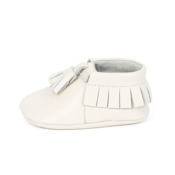 Yoyo Junior Bootie Genuine Leather in Cream with powder puff detail